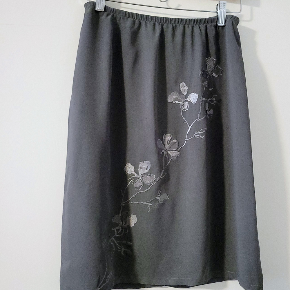J. Jill Chic Light Gray Floral Skirt